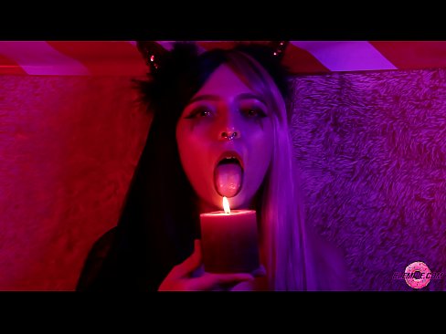 ❤️ Pompini passionali da Succubus sexy cù cumplimentu di bocca ❤️ Porno à noi ❌️